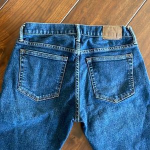 Gap Denim men size 28x28 in perfect condition